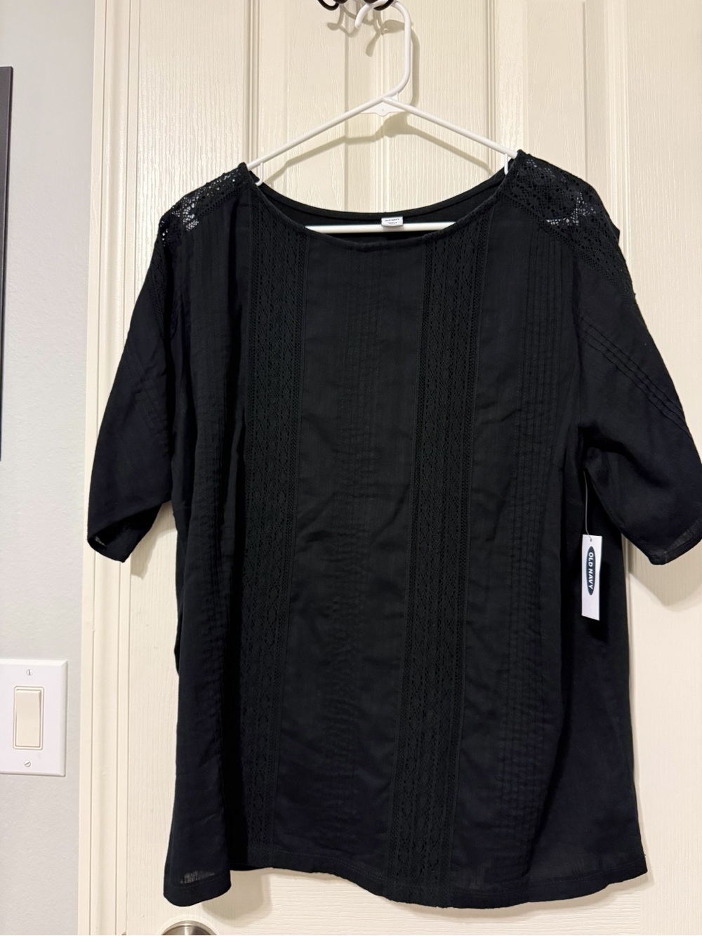 Old Navy Black Short Sleeve Top with Lace Shoulder Insets